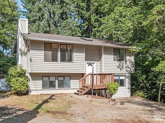 2nd image of 20411 40th Avenue Ct E