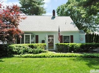 56 Sugar Maple Rd, Levittown, NY 11756