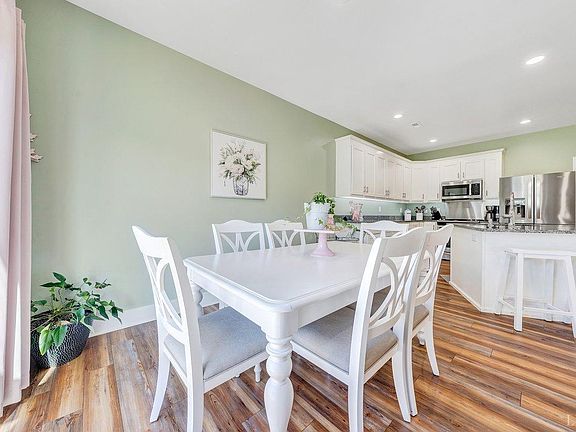 5th image of 1138 Mayberry Hills Way