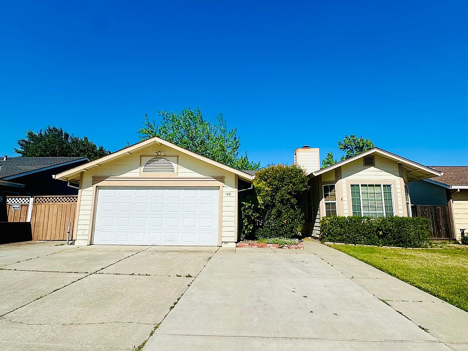 2nd image of 1451 Gamay Cir