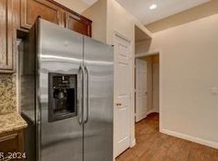 5742 Cactus Blossom St, North Las Vegas, NV 89031