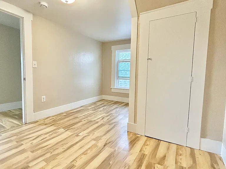 50 Lake St #1-D — Photo 16