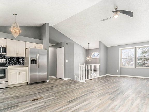 3rd image of 7865 Cobdon Ave