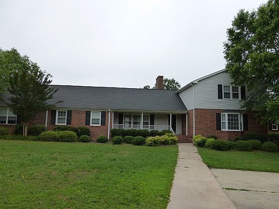1st image of 107 Cedar Lake Ct