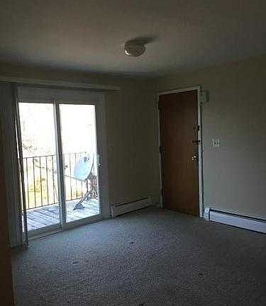 Living Room slider to deck