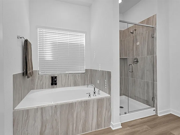 2127 Heather Ridge Way — Photo 24