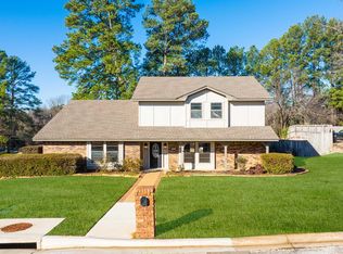 801 Toler Ct, Longview, TX 75604