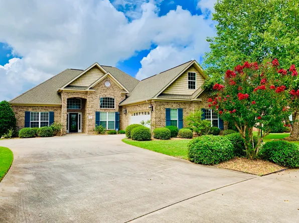 205 Pembroke Point, Centerville, GA 31028