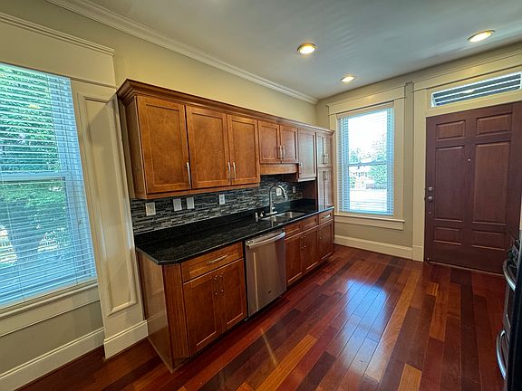 5th image of 1231 Bardstown Rd APT 3