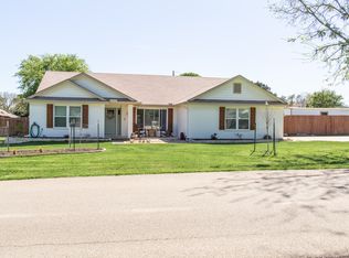 46 Branding Iron Dr, Morgans Pt Resort, TX 76513