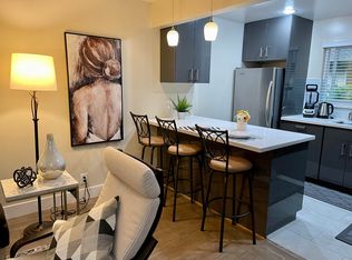 823 University Ave #823, Palo Alto, CA 94301