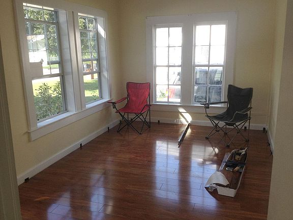 5th image of 1726 Bagby Ave