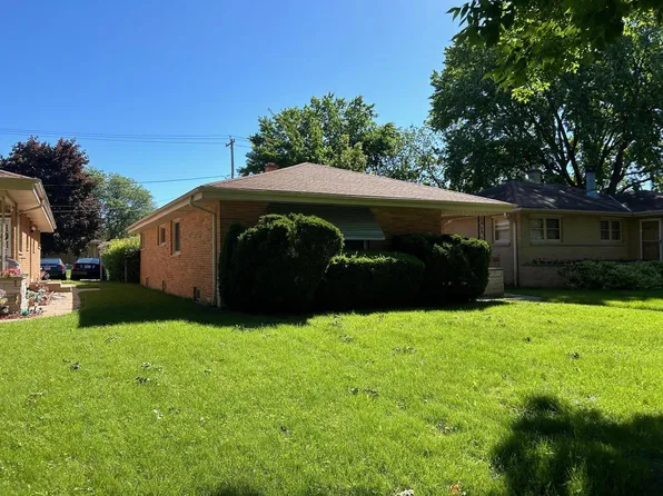 8768 West Potomac AVENUE, Milwaukee, WI 53225