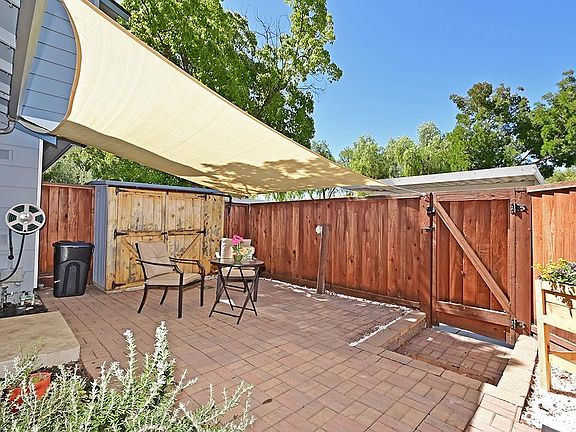 3rd image of 1031 Spring Valley Cmn