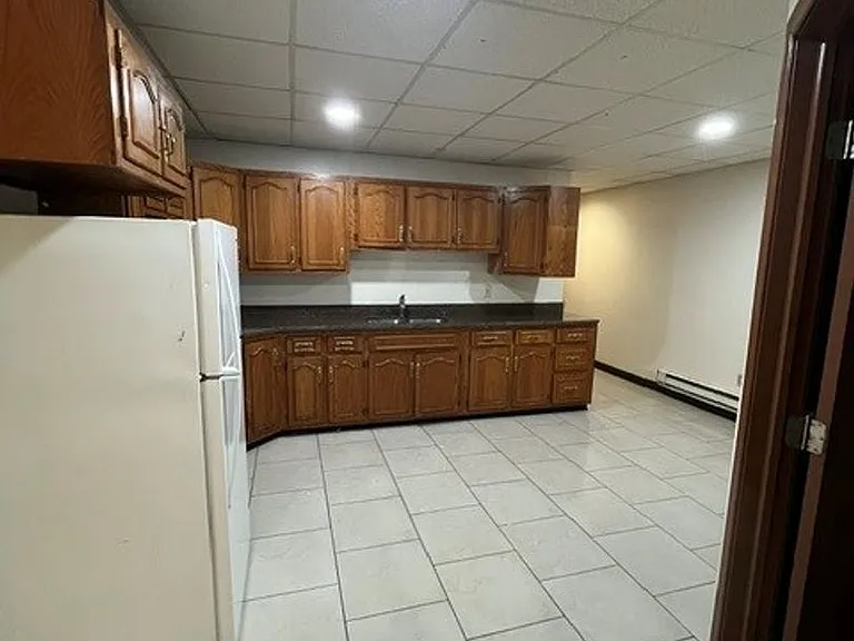 233 East Ridge Street — Photo 8
