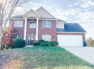 4001 Fall Ridge Dr, Columbia, MO 65203