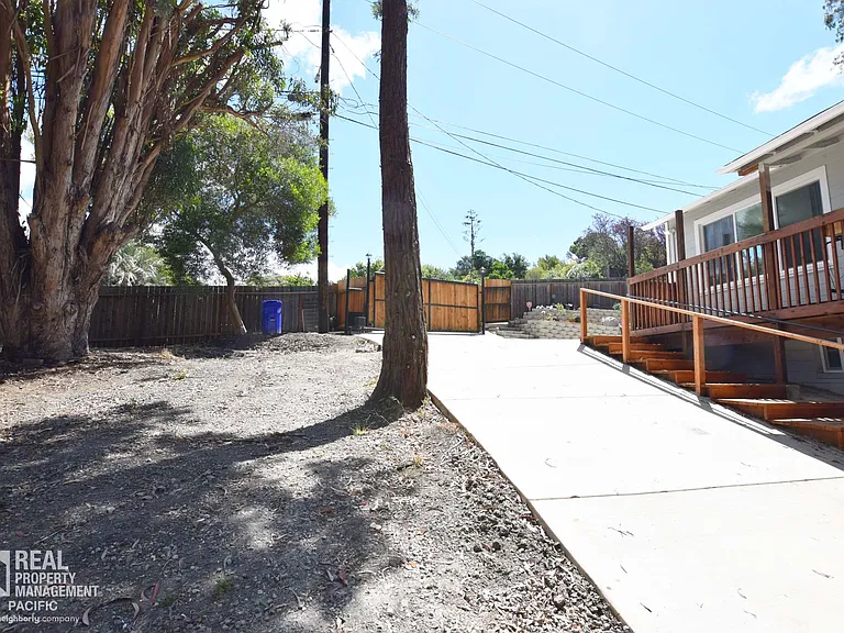 1835 Bonita Road — Photo 17