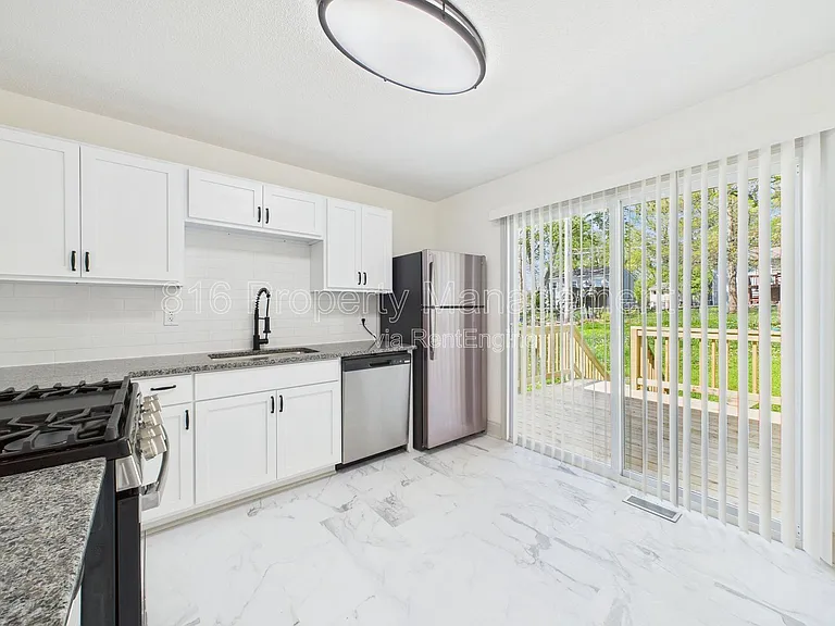 1406 N Ponca Dr — Photo 5