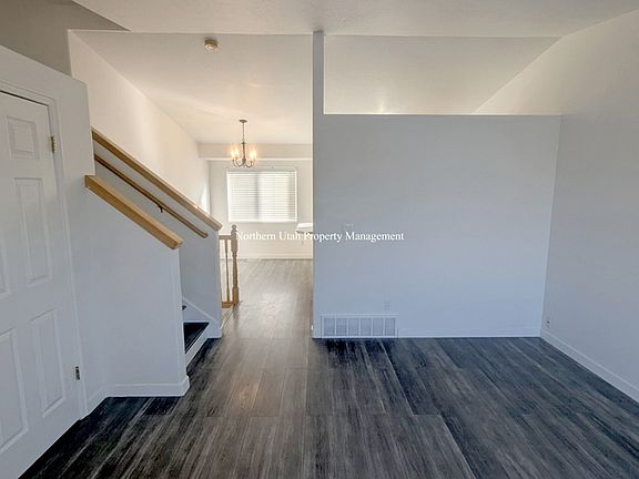 2 Front Room_12022024