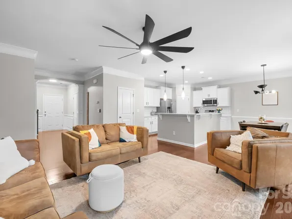 5020 Fenwick Ct, Lancaster, SC 29720