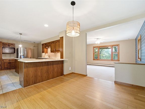 4th image of 4155 Ridgewood Rd