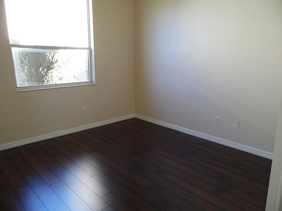 5th image of 4418 Lake Calabay Dr