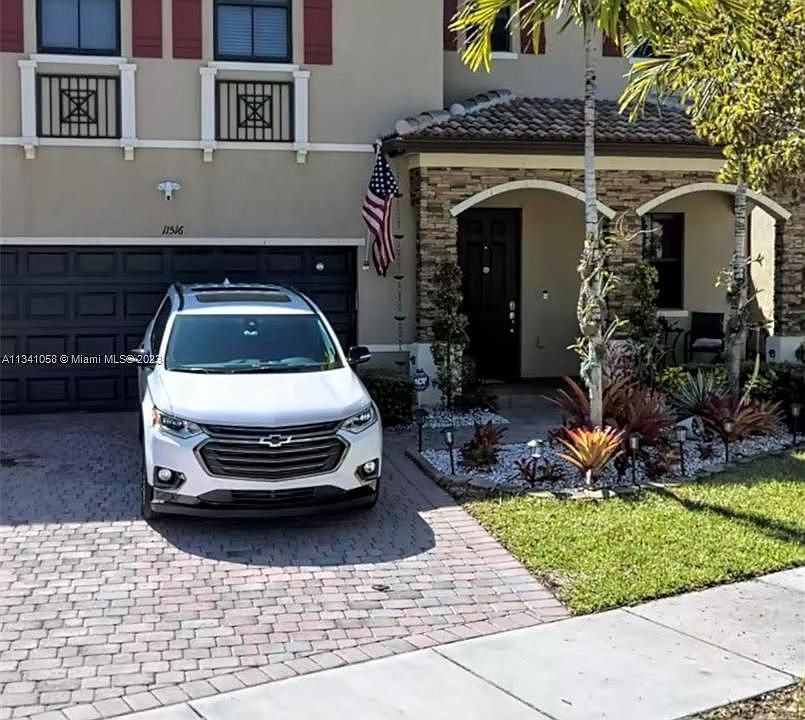 1st image of 11516 SW 234th St
