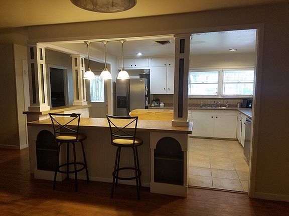 3rd image of 2816 Colorado Ave