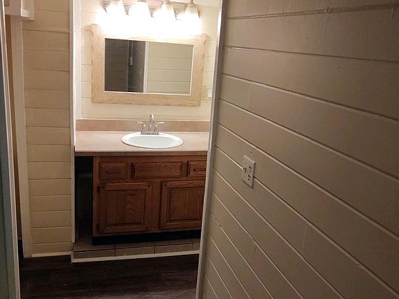 3rd image of 1700 Park St APT B