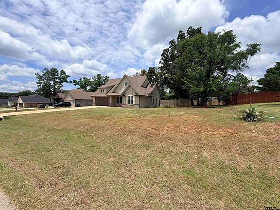 4th image of 19380 Cedarpark Pl