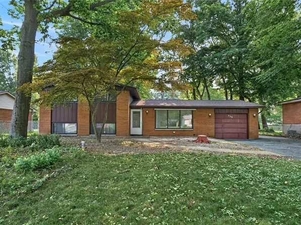 526 Sharon Dr, Rochester, NY 14626