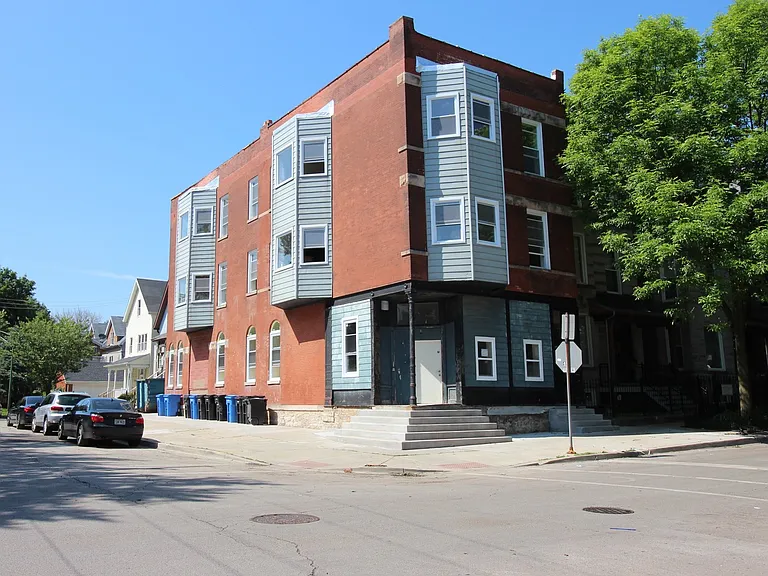 3254 N Ravenswood Ave #1 — Photo 20