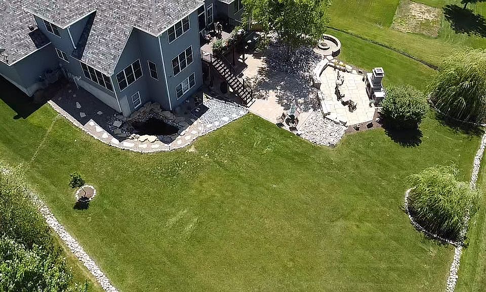 2nd image of 5492 Hugo Rd
