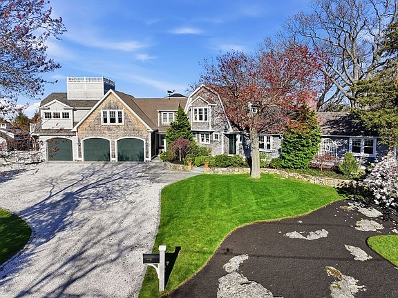 2nd image of 82 Nichols Rd