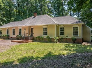 190 Fairway Dr, Irvington, VA 22480