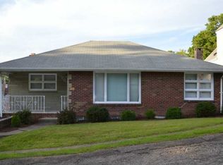 1439 Vance Ave, Coraopolis, PA