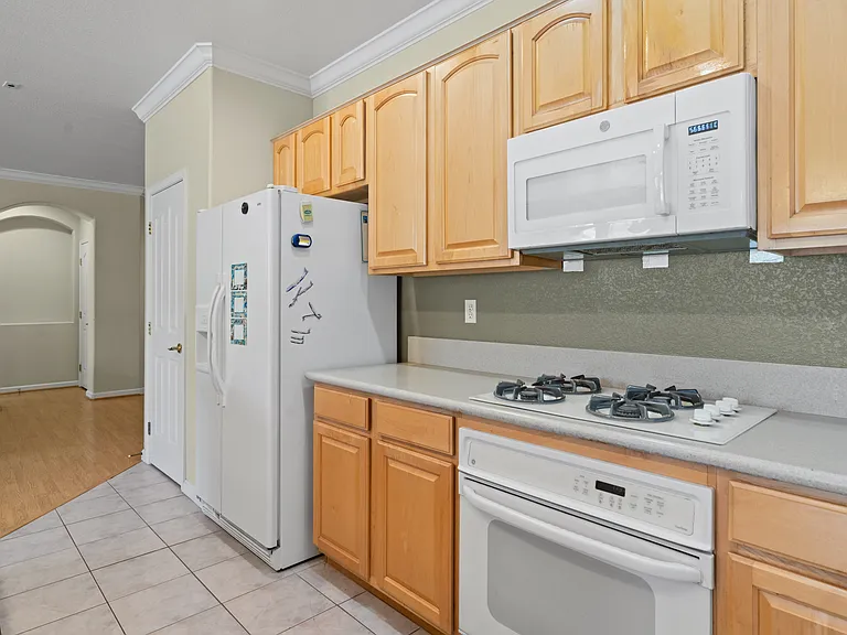 6295 Pebble Beach Dr — Photo 9
