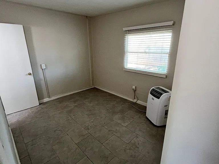 2921 N Geronimo Ave #4 — Photo 7