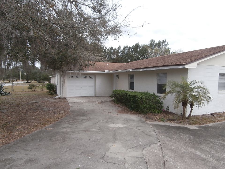 1st image of 1104 Dogwood Ln