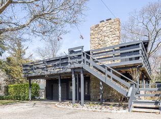 10 Cedar Ave, Southampton, NY 11968