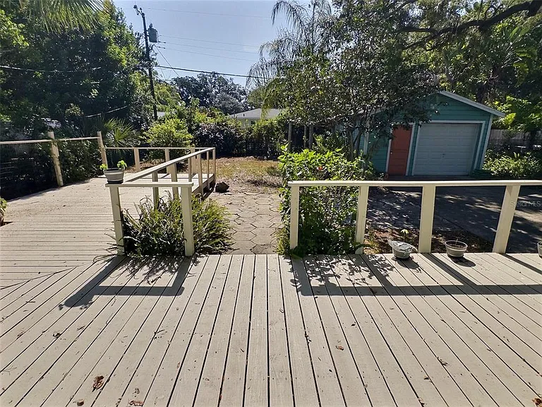 1431 Paloma Ln — Photo 5