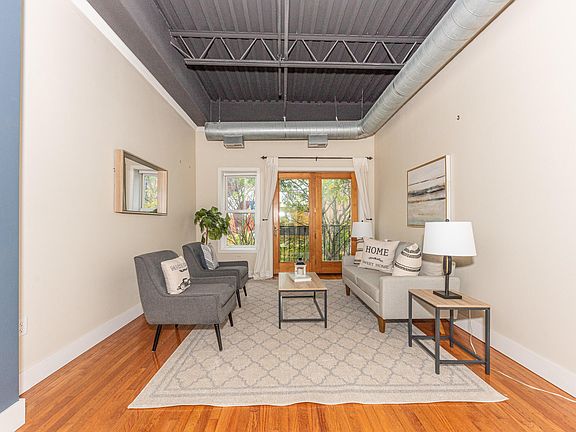 2nd image of 303 S Main St APT 306