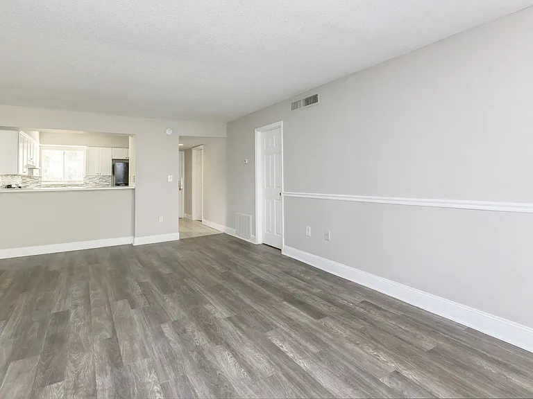 Winter Park Woods Apartments — Photo 17