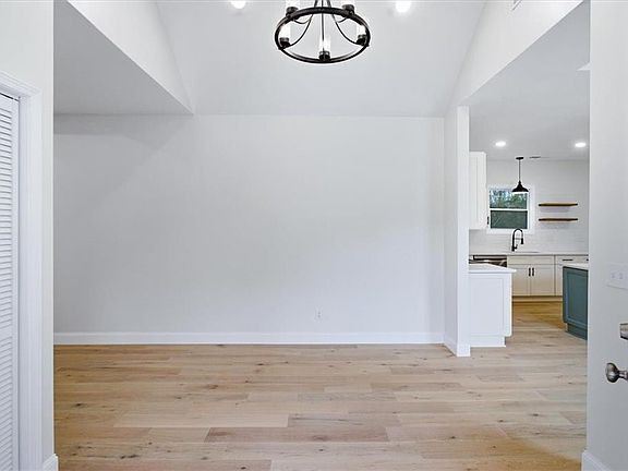 4th image of 4911 Lower Jersey Rd