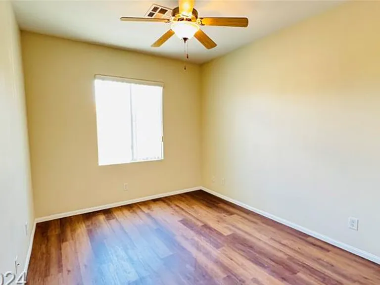 1525 Spiced Wine Ave #11102 — Photo 5