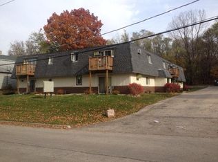 121 Arthur Ave APT 205, Fox Lake, IL 60020