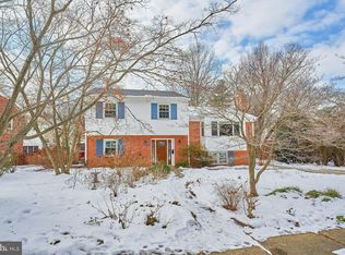 2204 Casemont Dr, Falls Church, VA 22046