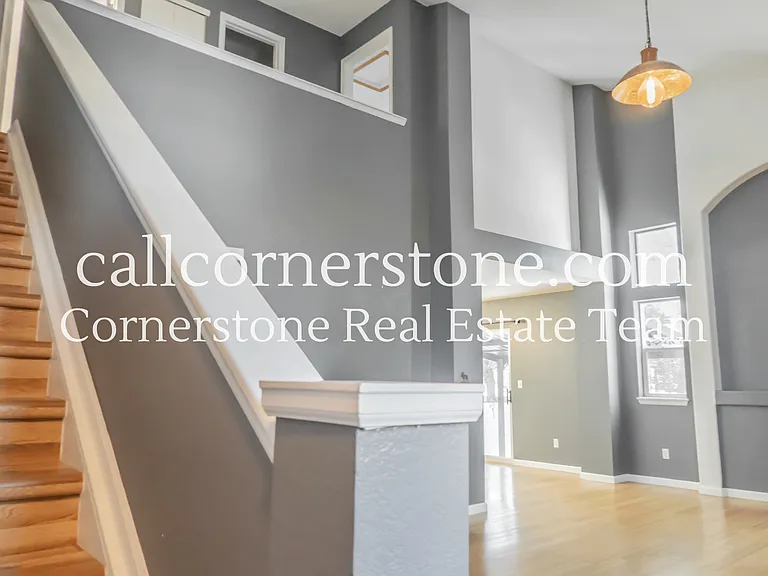 655 Ancestra Dr — Photo 2