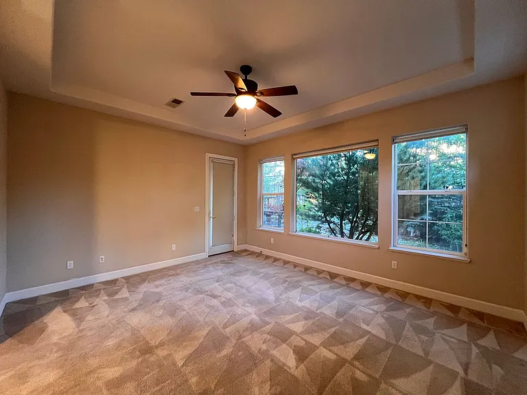 10880 Pentwater Dr — Photo 30