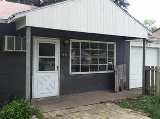 3371 SW Clare Ave, Topeka, KS 66611